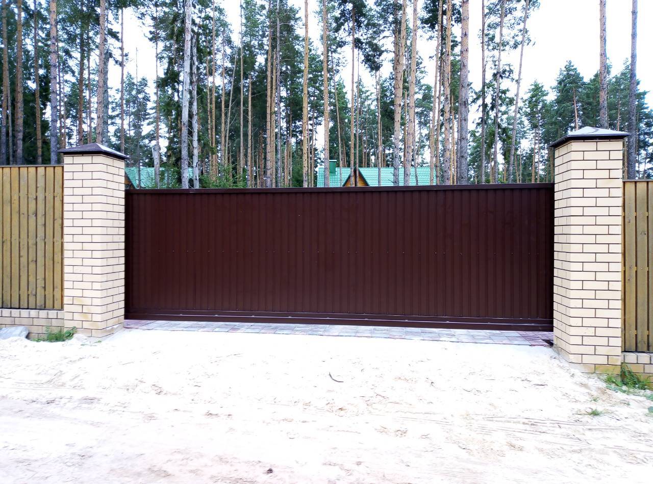 Ворота с заполнением под профлист 